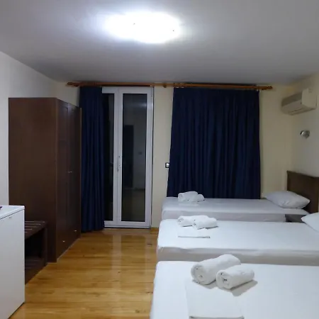 Гостевой дом Sea Front Old Town